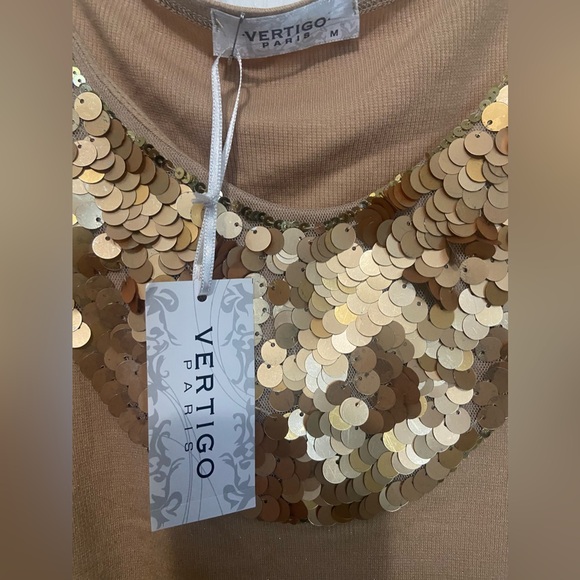 Vertigo Paris Beautiful sleeveless top - Picture 3 of 6